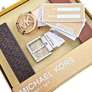 NEW! MICHAEL KORS MK Logo 4 in 1  Women's Reversible Belt Gift Set OS.